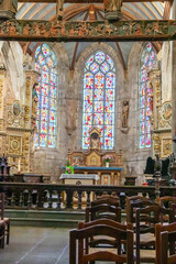 Fototapeta na wymiar Lampaul-Guimiliau. Intérieur de l'église Notre-Dame. Finistère. Bretagne 
