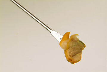 Banderilla de berberecho en salaz&oacute;n