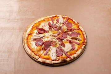 pizza with sausage and chicken