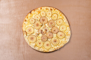pizza with cheese and pear