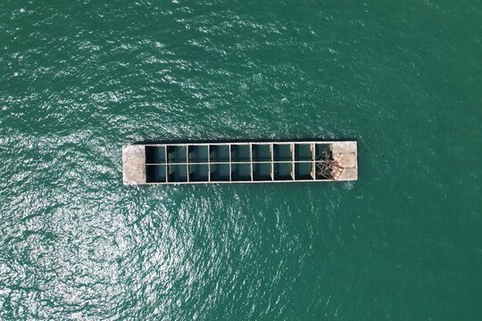 Port du d&eacute;barquement du 6 Jiun 1944, Mulberry harbour, Arromanches, Normandie, France