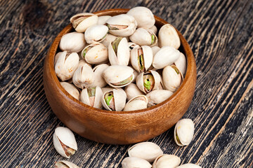 toasted crispy pistachios sprinkled with salt