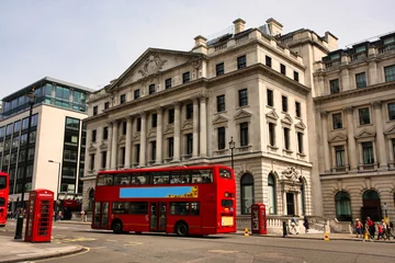 Plexiglas foto achterwand Londen rode bus op straat © Cyril