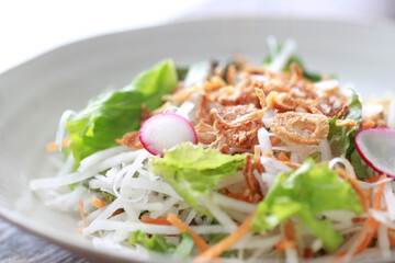 色々な料理にトッピング出来るフライドオニオン