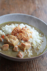 色々な料理にトッピング出来るフライドオニオン