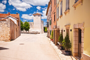 Fototapeta na wymiar Village of Svetvincenat ancient square and colorful architecture view