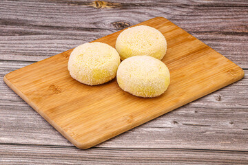 Raw potato zrazy for cooking