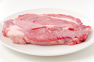 牛肉赤身肩ロース（ステーキ肉）