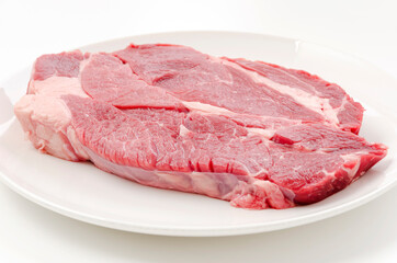 牛肉赤身肩ロース（ステーキ肉）