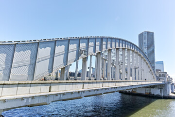 Obraz premium 隅田川にかかる勝鬨橋