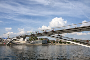 Europe Belgique Namur  wallonie passerelle enjambée pont Meuse fleuve maison de la culture centre...