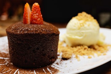 chocolate mousse cake