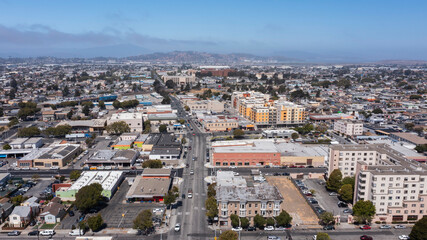 Daytime aerial view of the downtown Bay Area city of Richmond, California, USA. - obrazy, fototapety, plakaty