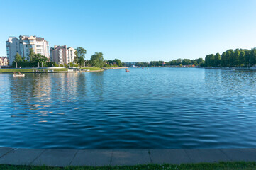 Obraz premium KALININGRAD, Koenigsberg , RUSSIA. Beautiful cityscape of Kaliningrad central park. Upper pond view.