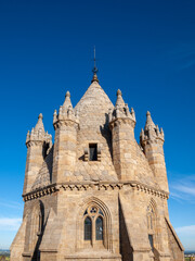 Fototapeta na wymiar Évora Sé Cathedral dome exterior