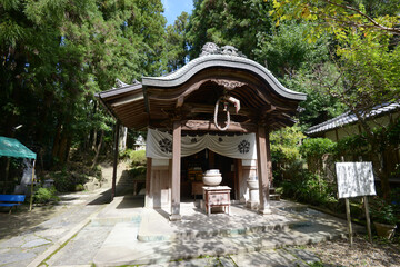 Fototapeta premium 宝山寺 開山堂 奈良県生駒市