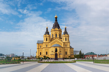 Fototapeta na wymiar Cathedral of St. Alexander Nevskiy, Nizhny Novgorod, Russia.