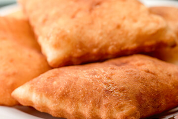 Bakery product cooked in oil