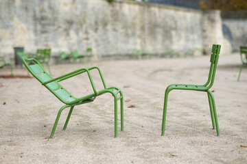 chaises à paris