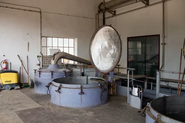 Fotobehang Cuve de distillation de la lavande en Provence  © JKn