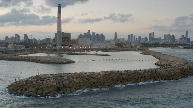 Tel Aviv Port with skyscrapers aerial view
drone view from tel aviv harbor,sunrise, 2021
