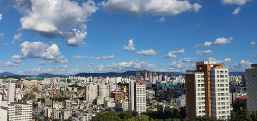 Obraz premium 성북구 삼선동2가 하늘 구름