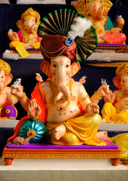 06 September 2021, Pune, India, Ganesha or Ganapati for sale at a shop on the event of Ganesh festival in India, Eco friendly God Ganesha Statue made from clay.