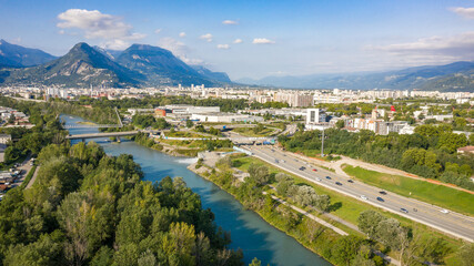 Grenoble depuis espace Comboire Echirolles