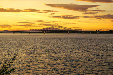 Fototapeta na wymiar Bridge over Columbia river at sunset