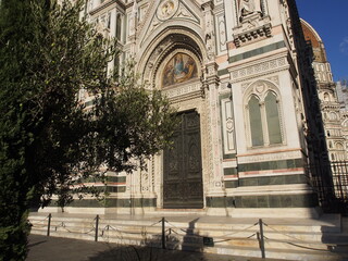 Italia, Toscana, Firenze città, facciata del Duomo di Santa Maria del Fiore.