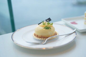 ホテルで食べるケーキ