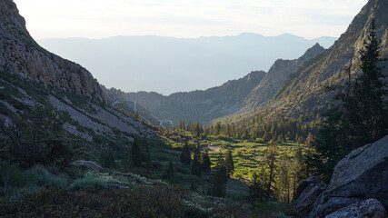 Fototapeta na wymiar Kearsarge Pass Moutain Landscapes in the Sierra Nevada Range of California, USA.