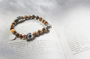 Men's women's wrist bracelets