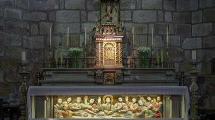 Old catholic altar and tabernacle - obrazy, fototapety, plakaty