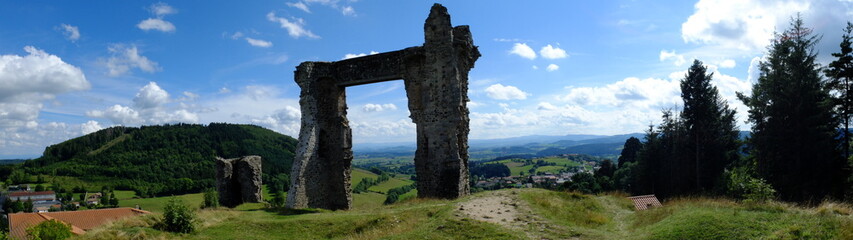 Allègre (43) et sa "Potence" © michelgrangier