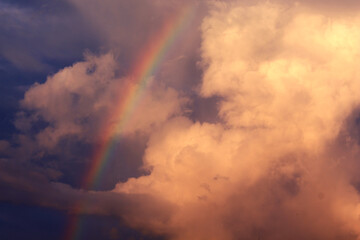 Fototapeta na wymiar rainbow over a building