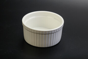 White proclean bowl for serving