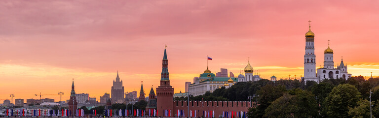 Fototapeta na wymiar Moscow Kremlin against sunset sky