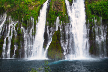 Fototapeta premium Burney Falls is a waterfall on Burney Creek, within McArthur-Burney Falls Memorial State Park, in Shasta County, California