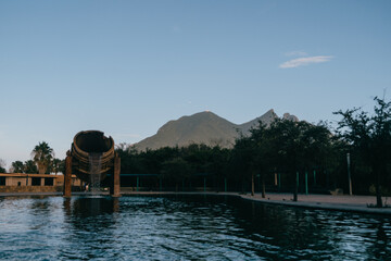 Fototapeta na wymiar Lake and Mountains view, Cerro de la Silla Monterrey.