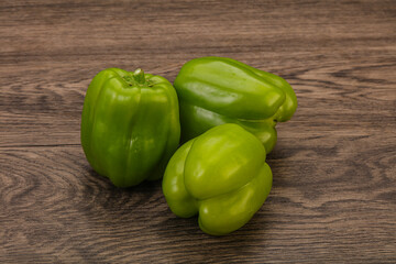 Green sweet bell pepper heap