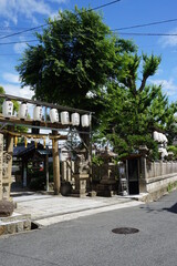 日本の神社の入り口3