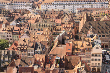 Obraz premium Straßburger Altstadtviertel am Gutenbergplatz; Blick vom Münster
