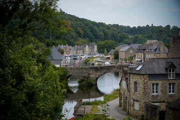 Fototapeta na wymiar view on the viaduct and the city of dinan