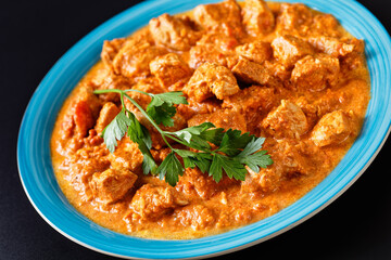 murgh makhani, curry of chicken in tomato sauce
