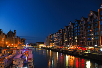 Obraz premium Town view in Poland Gdansk at night