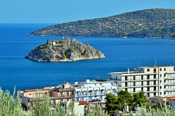 Fototapeta na wymiar Greece-view of the island Koronisi and town Tolo