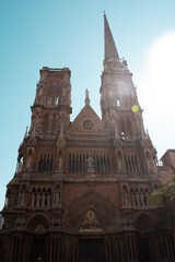 Iglesia de los cspuchinos en cordoba argentina vista desde abajo