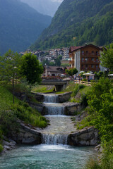 Fototapeta na wymiar Italian mountain town, Molveno