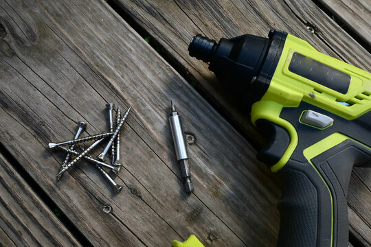 visseuse, vis et embout